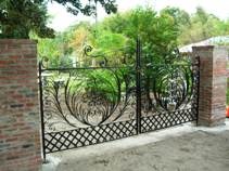 Dreamers Garden Gate