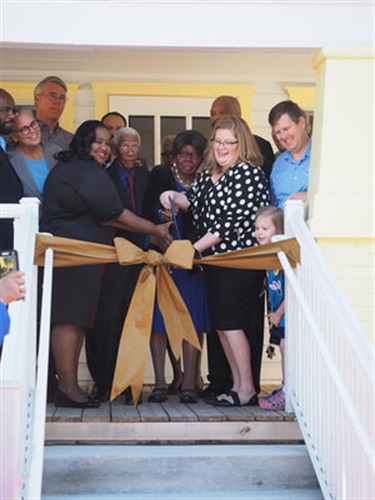 A. Quinn Jones Museum Ribbon Cutting
