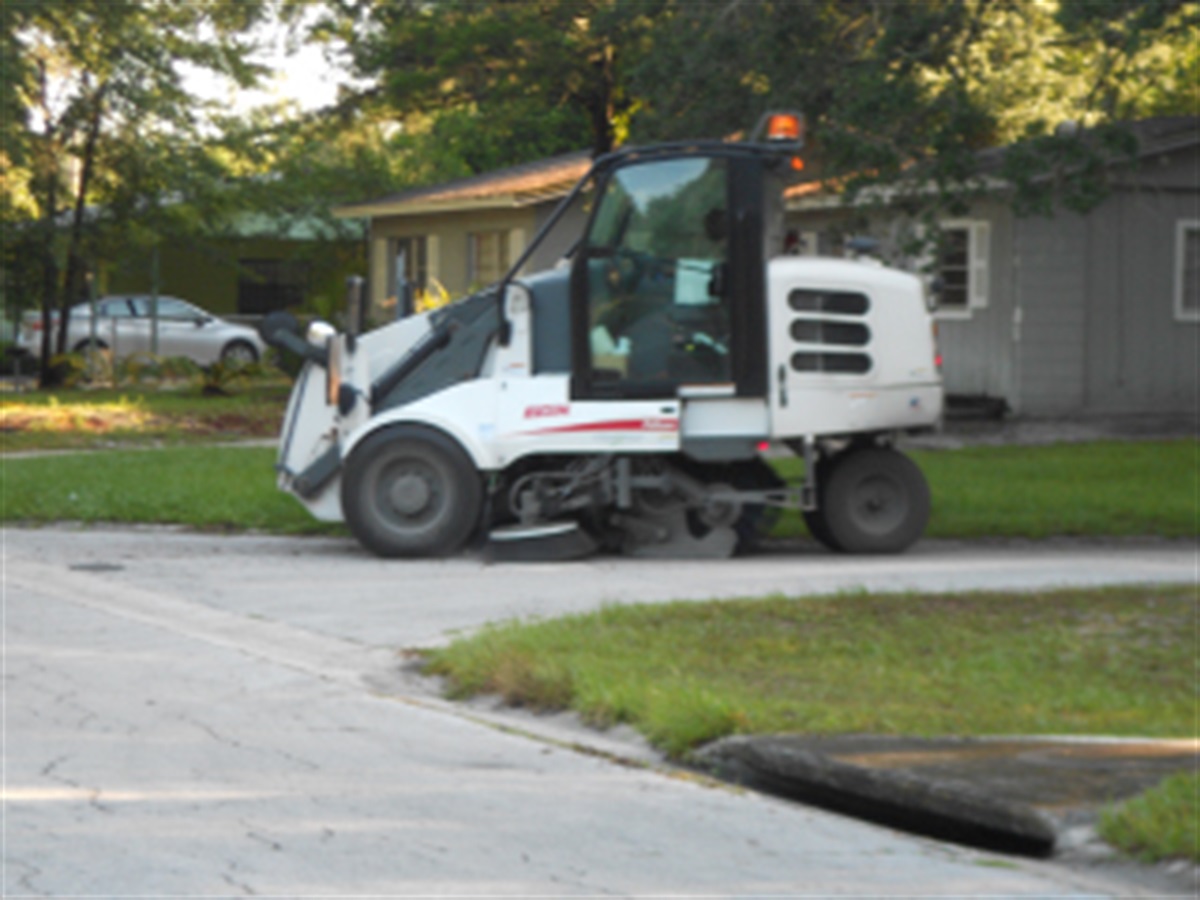 Street Sweeping Image 3 to the City of Gainesville