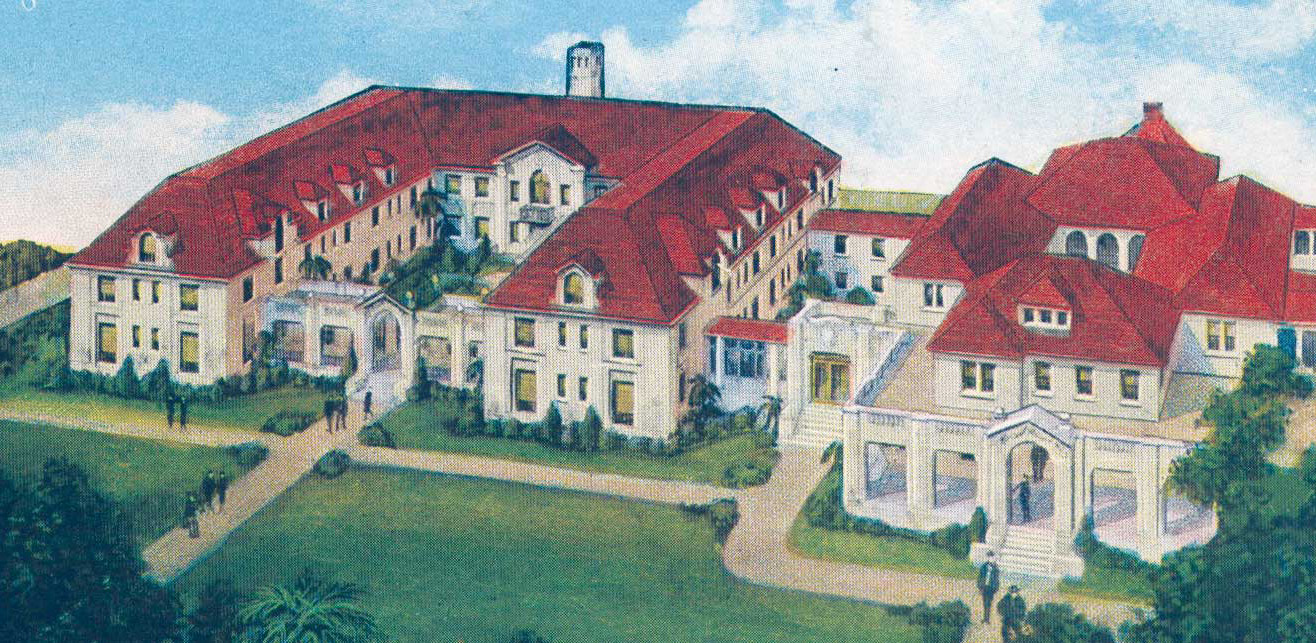 Historic Thomas Center Hotel Postcard